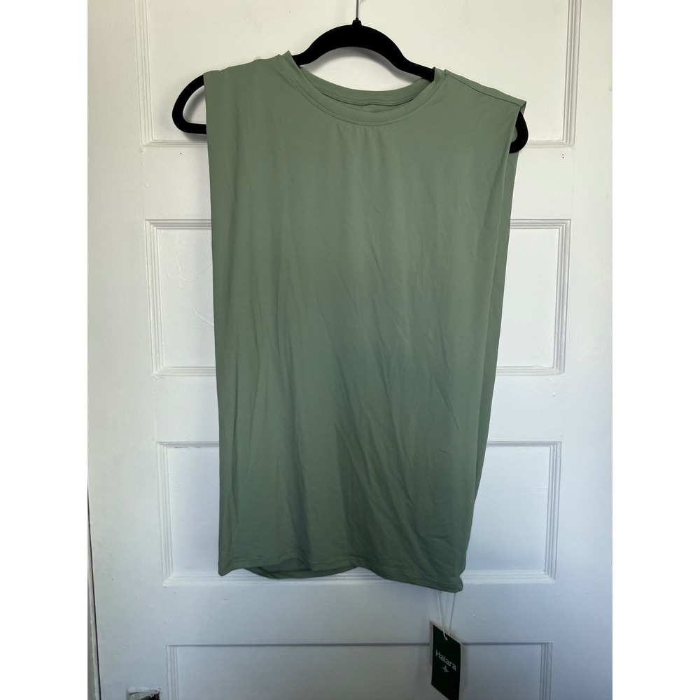 Halara Womens Muscle Tank Top Sage Green Athletic Sleeveless Tee Small NWT